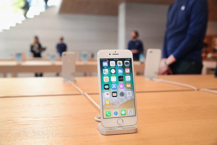 Dentist receptionist stole patient info to buy $700K in Apple gift cards