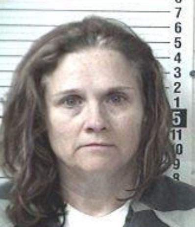 Angela Lynn Manning pleads guilty to embezzling almost $700K