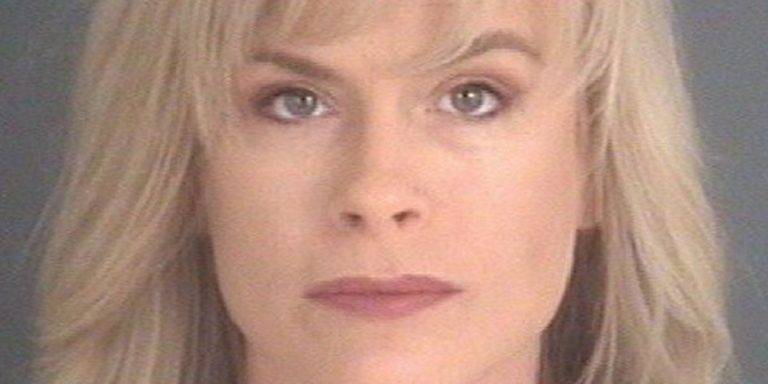 Woman accused of stealing $250,000 for kids’ ‘extracurricular activities’