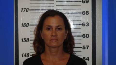 Police: Woman embezzles $116K from doctor’s office