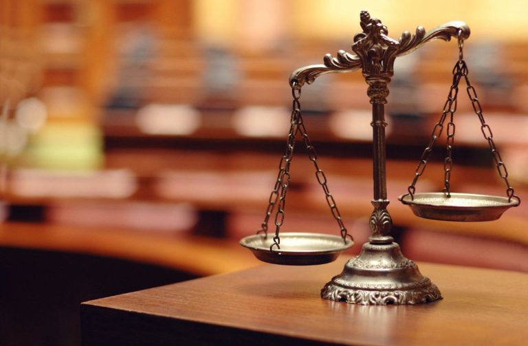 Former dental office employee expected to plead guilty to theft